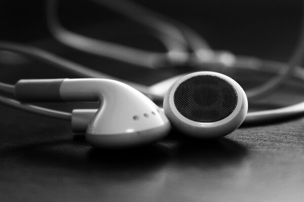 Auriculares de Apple. la música siempre
