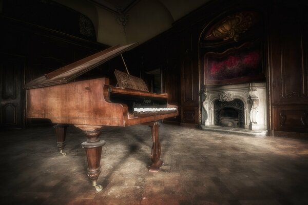 Piano y chimenea, el romance de la noche