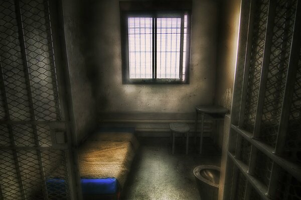 Interior de una celda de prisión abierta
