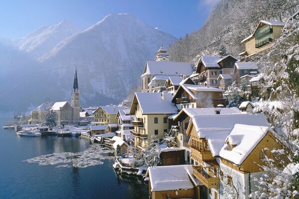 Winter in the Austrian locality on Lake Holstat