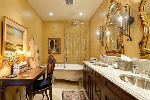 Large bathroom in a classic style