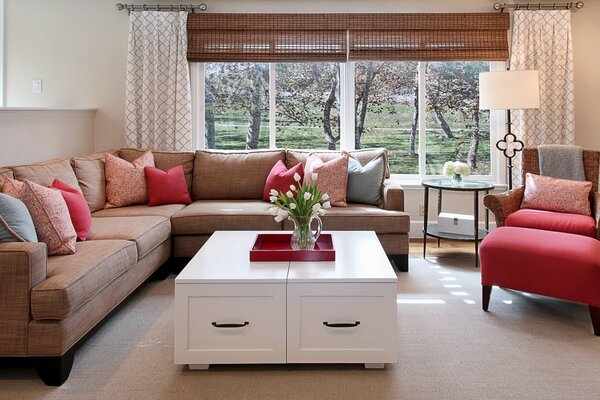 Diseño de sala de estar con excelentes vistas al Jardín