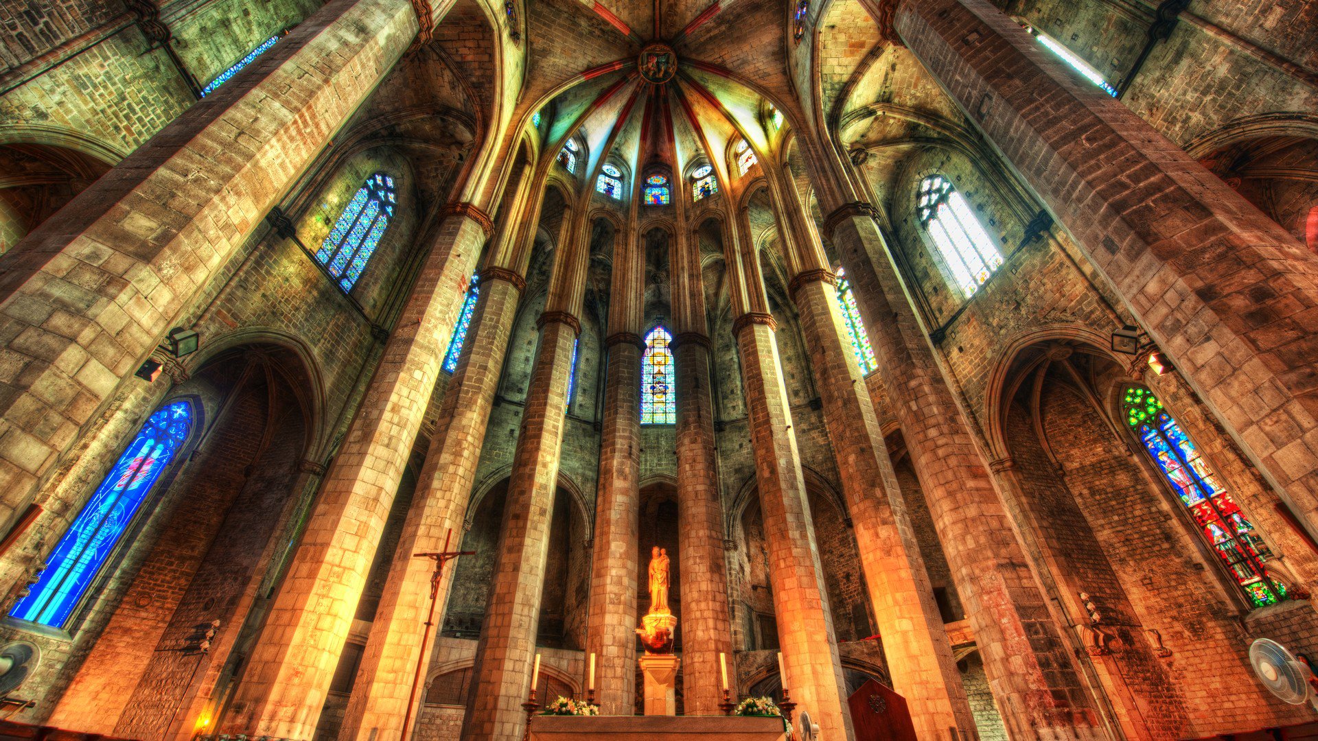 kathedrale kirche kirchenschiff glasmalerei religion hdr