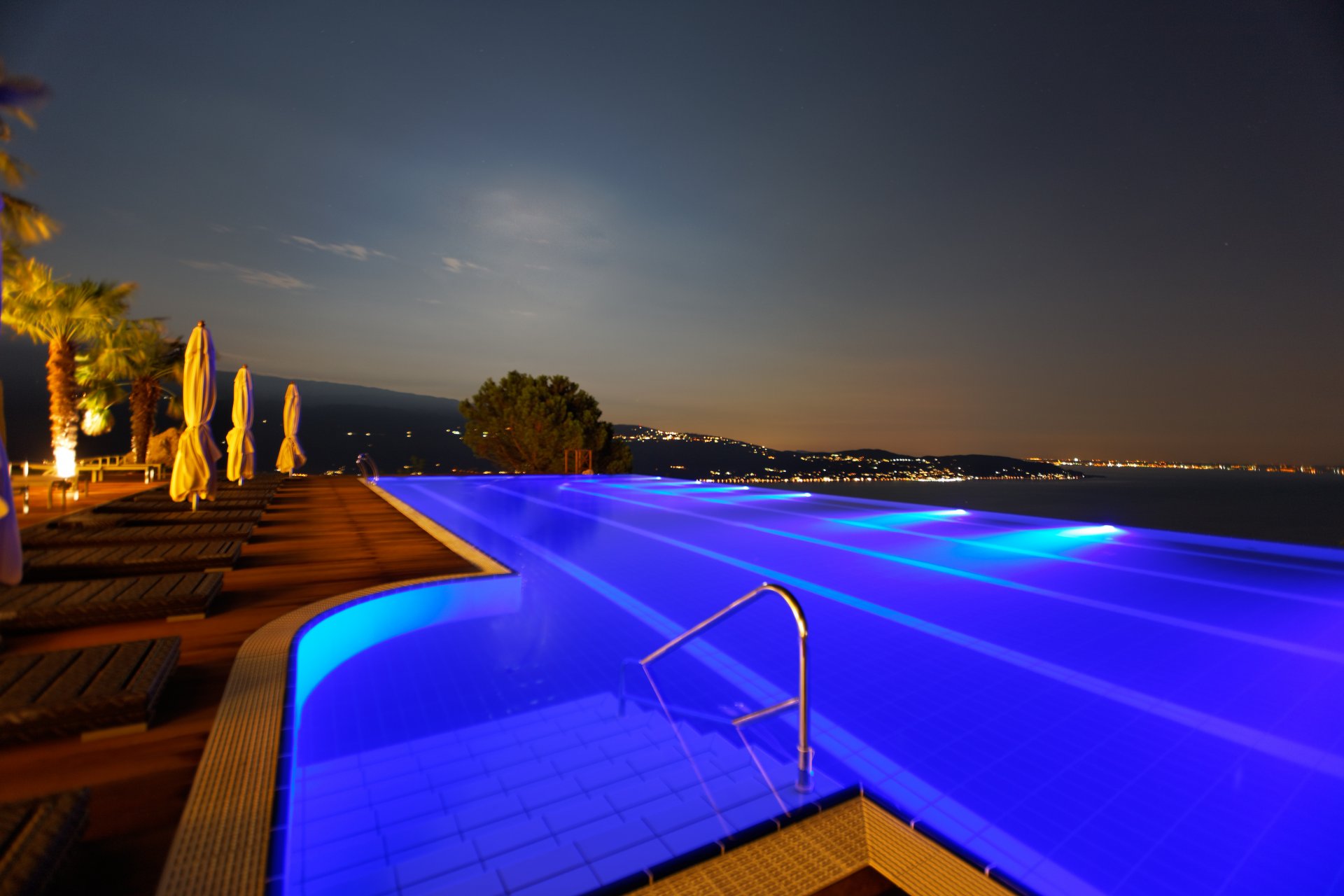 pool nacht landschaft