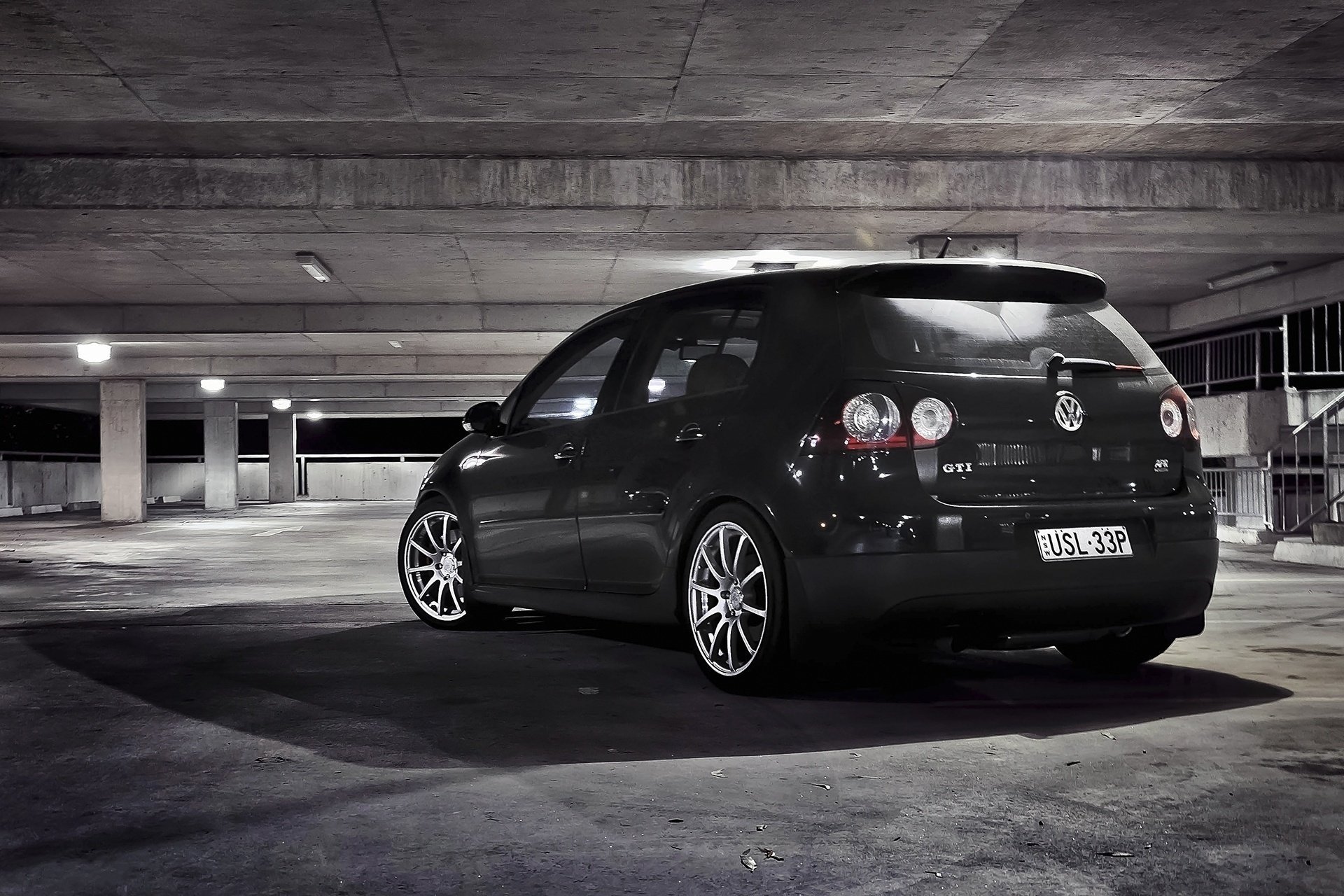 wallpapers auto volkswagen golf garaje city parking auto cars fondos de pantalla gti