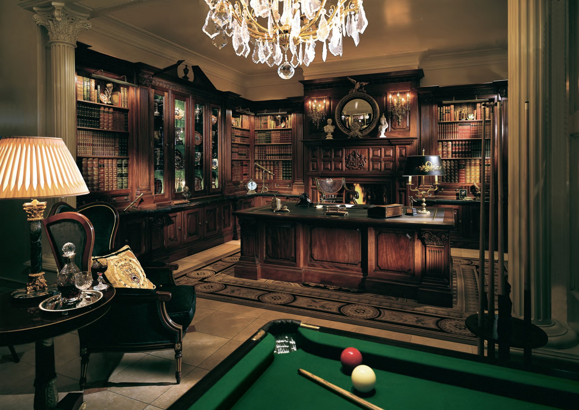 intérieur privé bureau cabinet clasic cabinet style clasic table lampe fauteuil meubles livres table billard boules cue cue