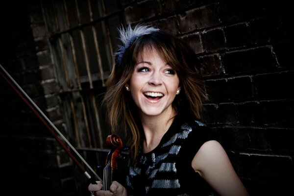 Lindsey stirling. beautiful violinst