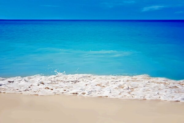 Océan bleu et sable blanc