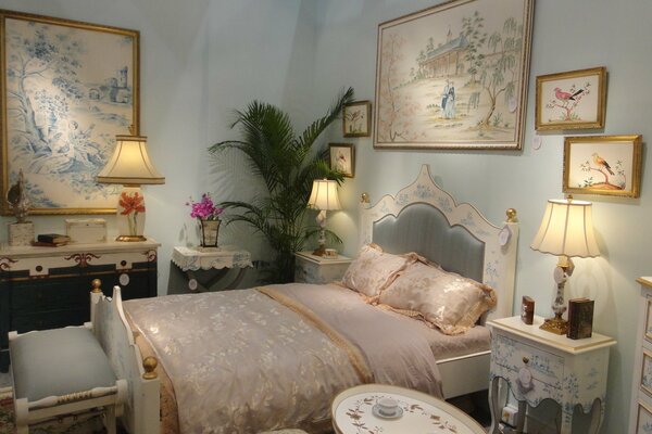 Chambre classique dans les tons gris