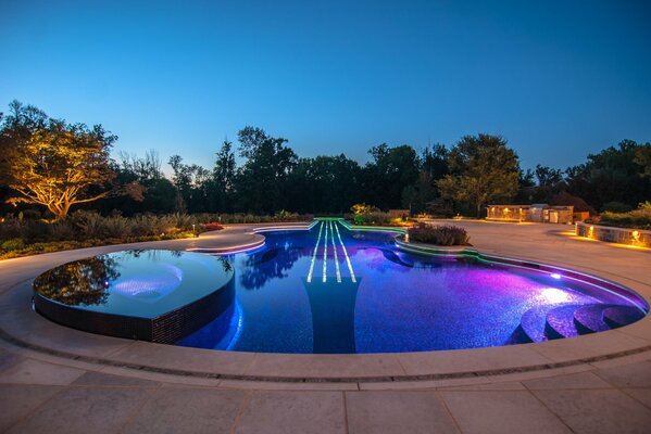 Outdoor swimming pool