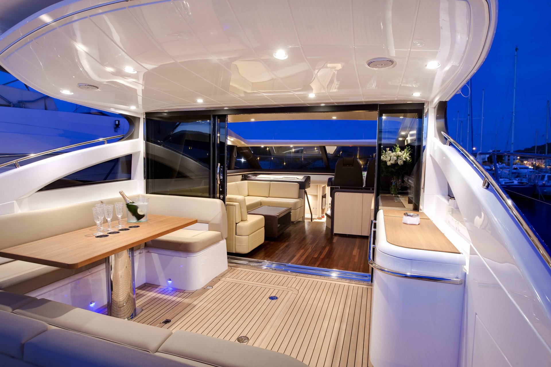 interior style design yacht suite