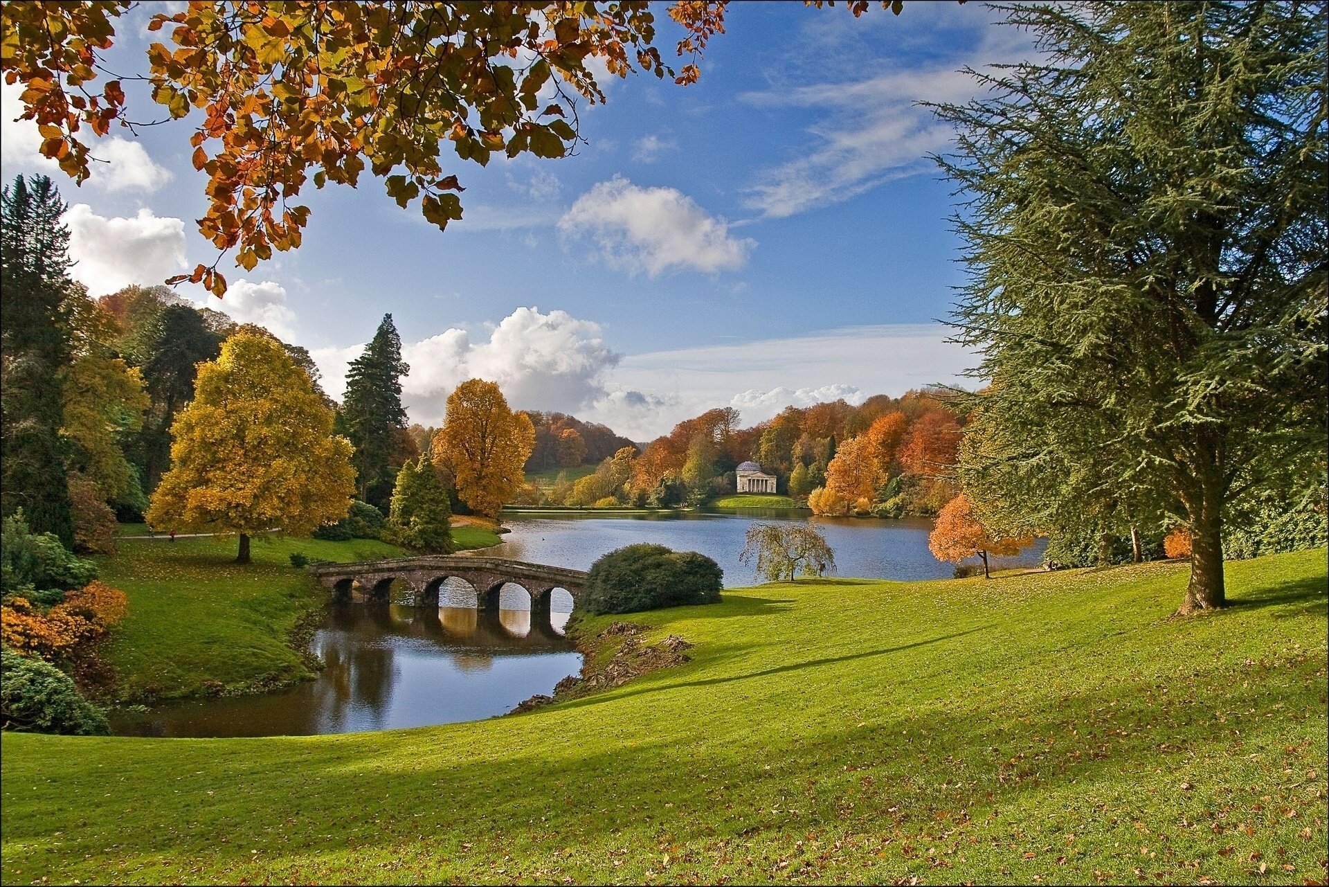 wiltshire stourhead garden wiltshire inglaterra lago england puente