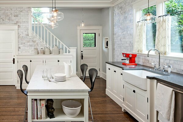 Design of the kitchen in white tones