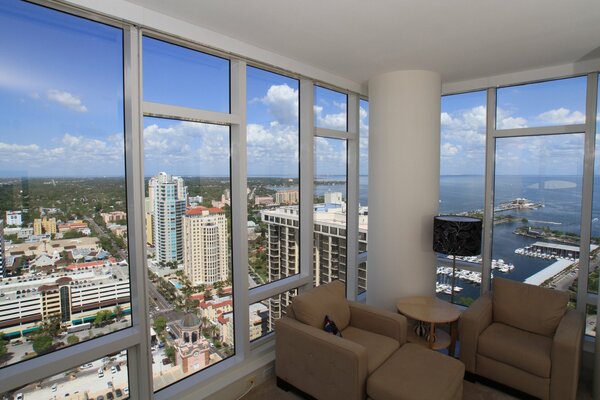 Vista desde la ventana de un Apartamento de la ciudad, en San peteiburg