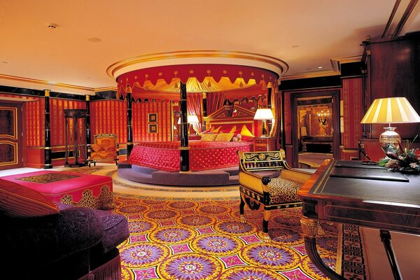 Al-Arab dormitorio pintura y alfombra