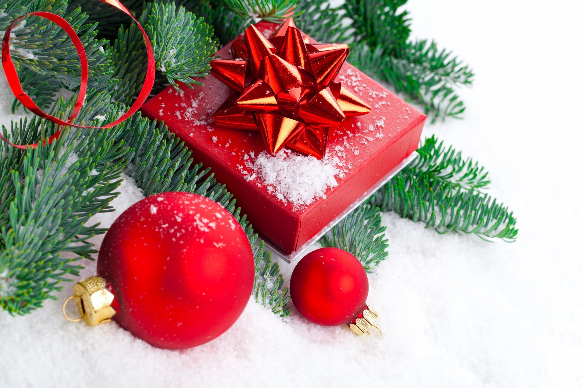 árbol de navidad caja bolas ramas cinta juguetes de navidad