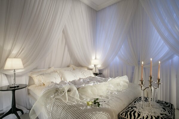 Bedroom design in white tones