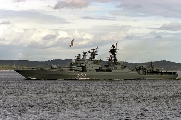 Gran buque antisubmarino de la flotilla rusa