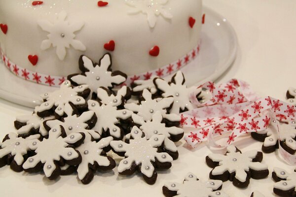 Friandises de Noël biscuits blancs en forme de flocon de neige