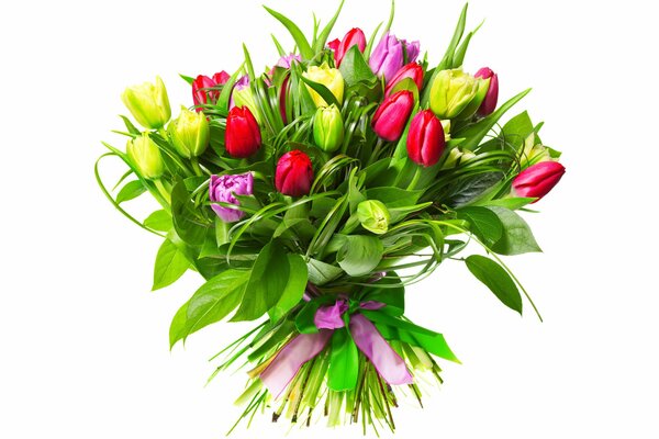 Тюльпаны на женский праздник всех цветов