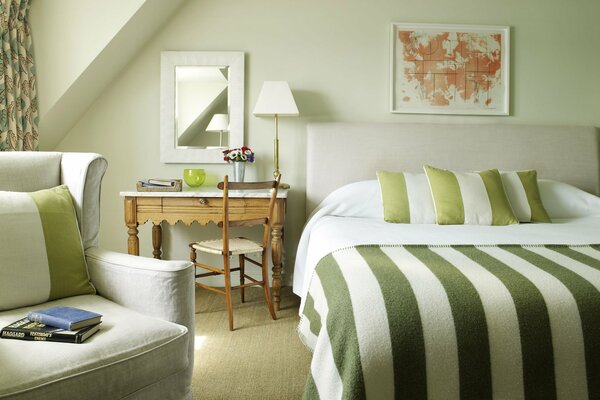 Bedroom in green stripes