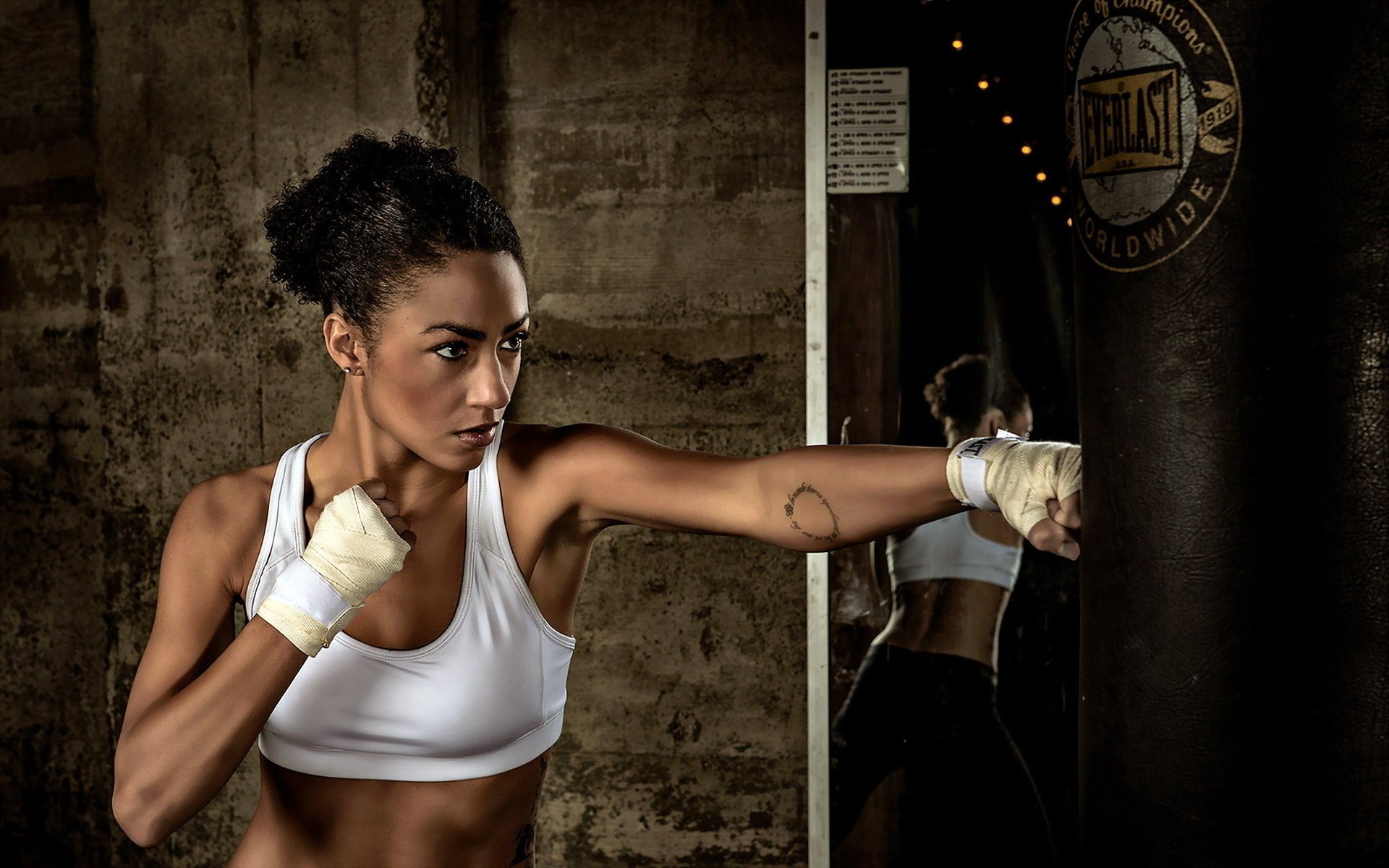 chica deporte entrenamiento