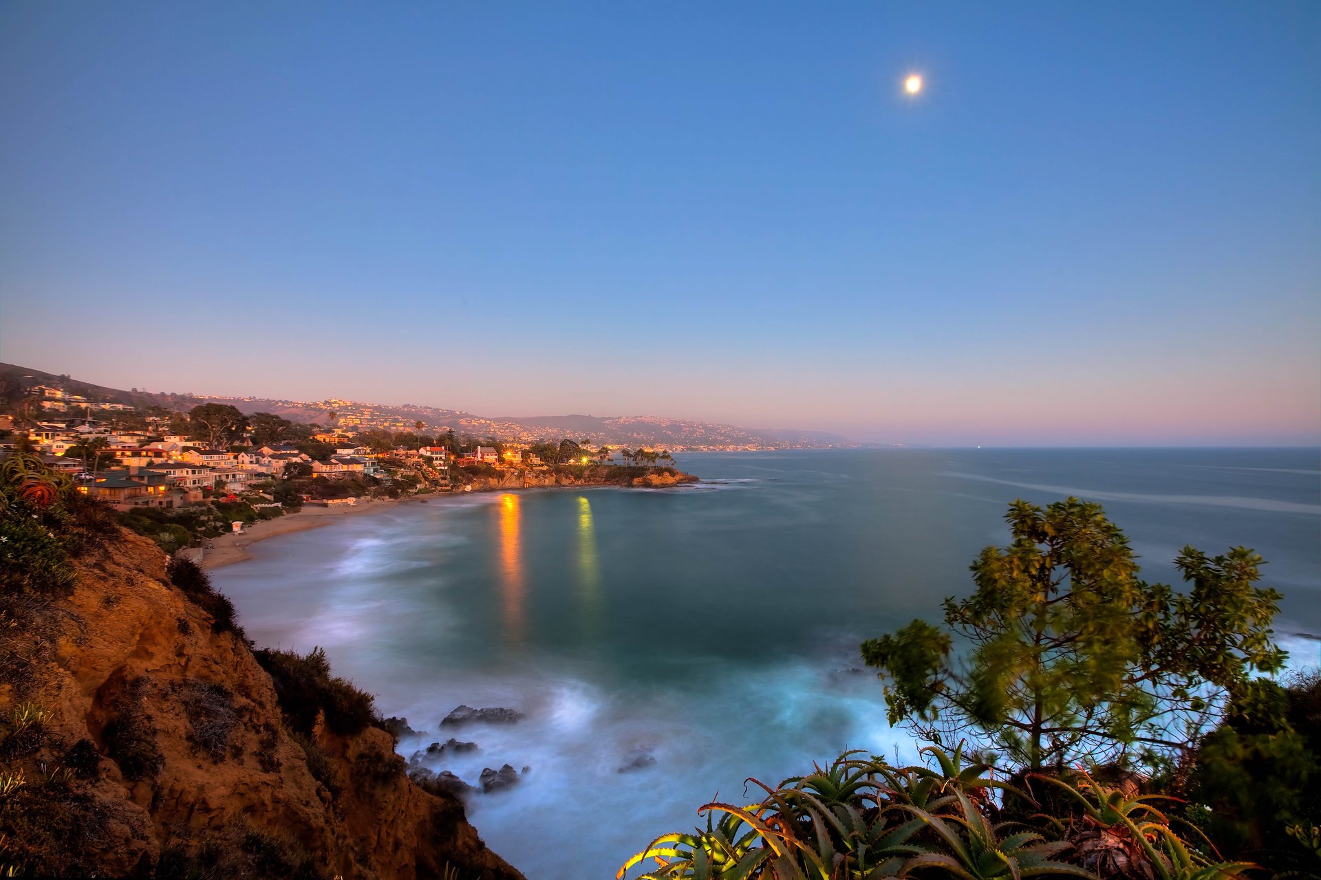 laguna beach crescent bay point park ocean światła california księżyc