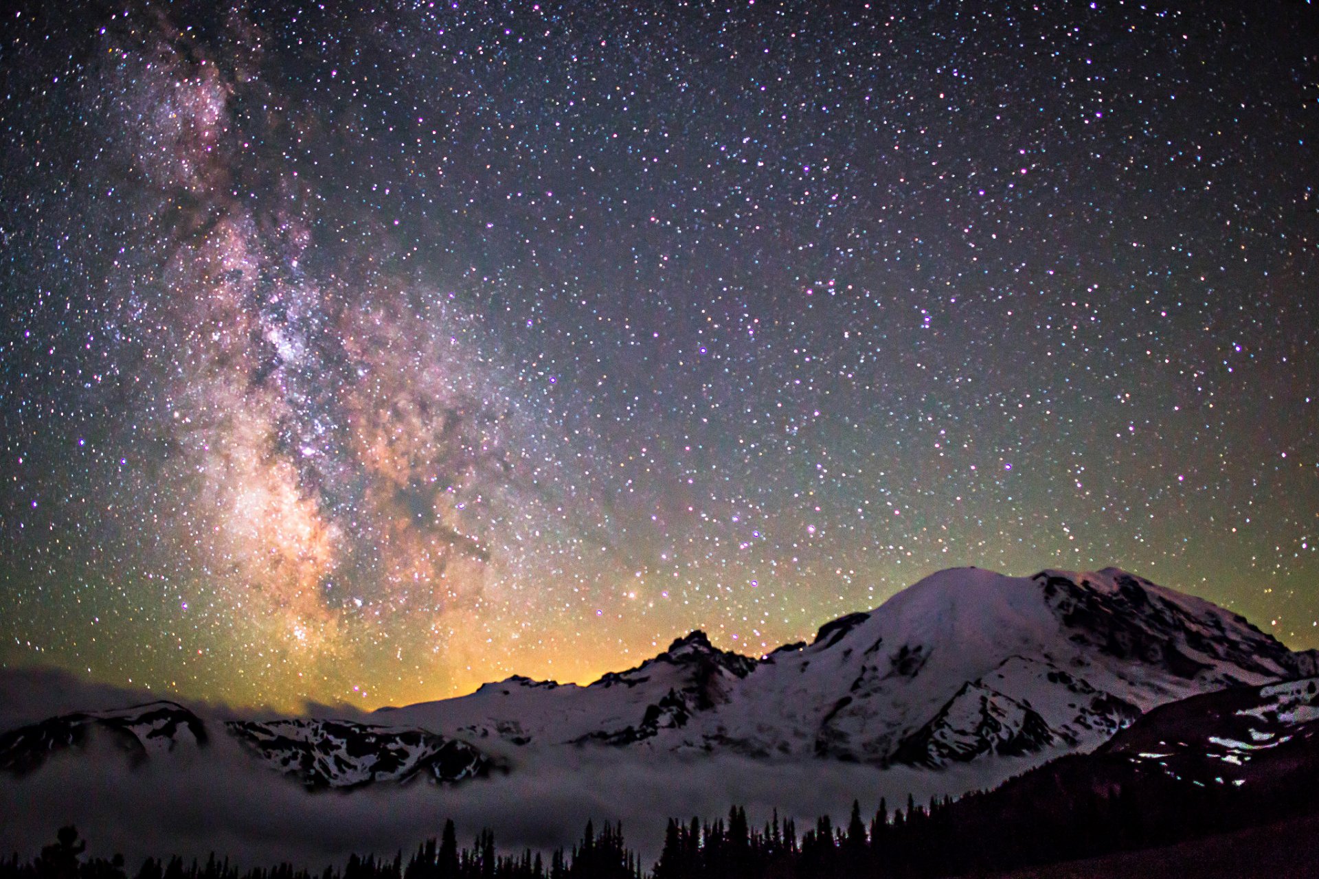 espacio estrellas noche espacio vía láctea montañas