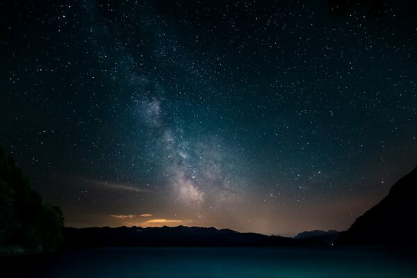 Panorama nocturno de la vía de lavado