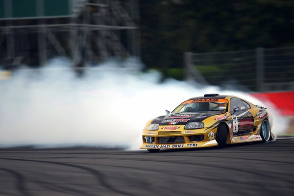 Toyota supra driftong with smoke