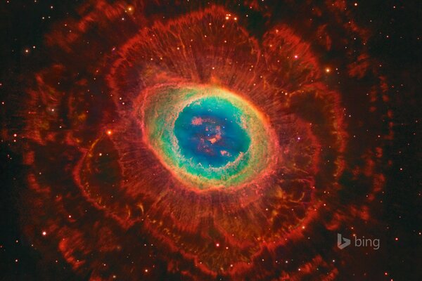 El anillo de la nebulosa en el universo zezdny