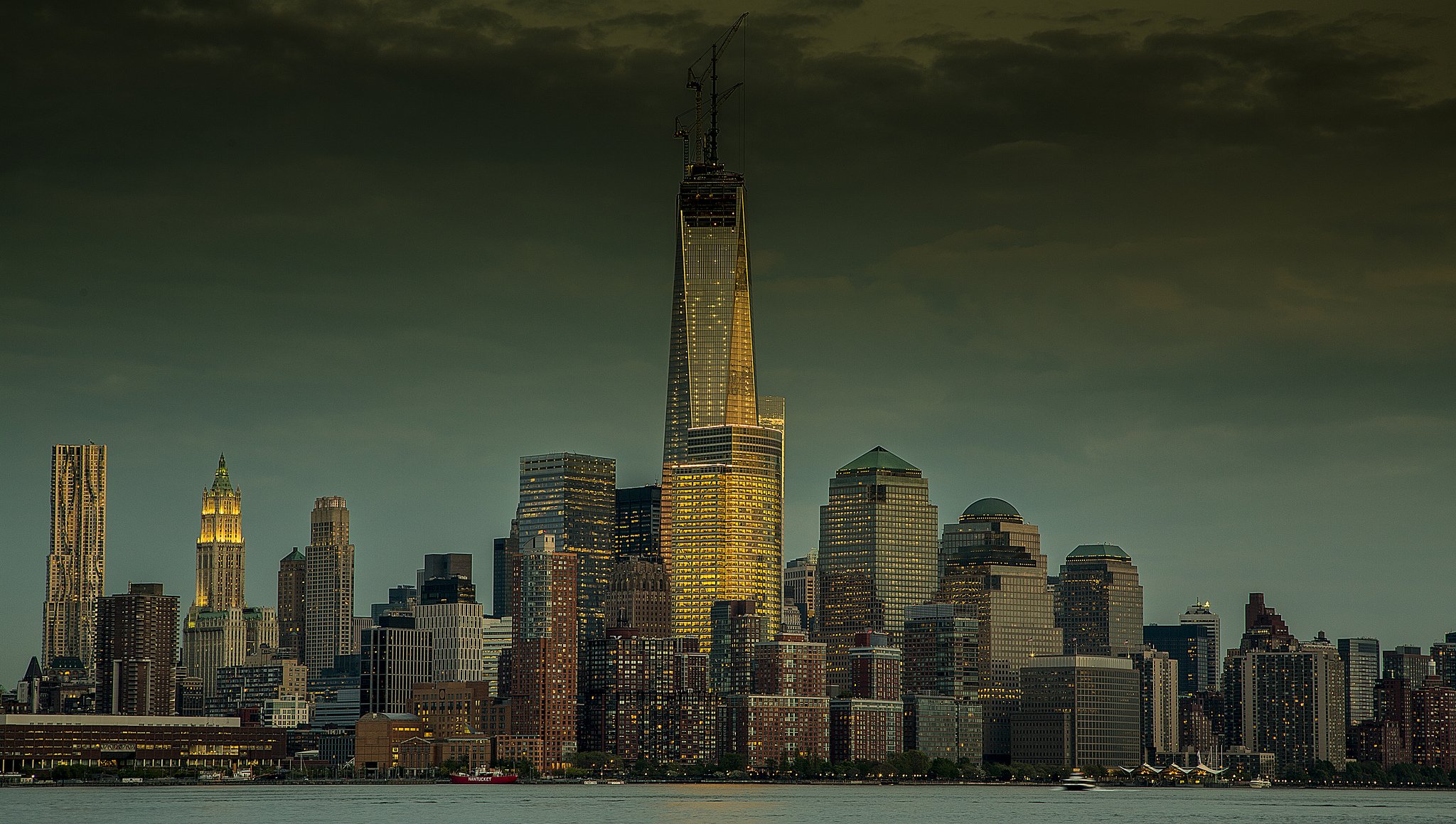 new york états-unis manhattan ville panorama vue gratte-ciel soirée