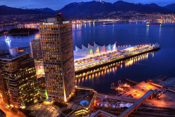 Pier in Vancouver am Abend