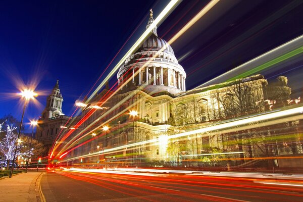 Lumières de la ville nocturne de Londres
