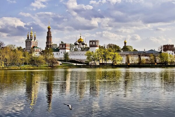 Monastero di Novodevichy: rigore e lusso in entrambi i mondi