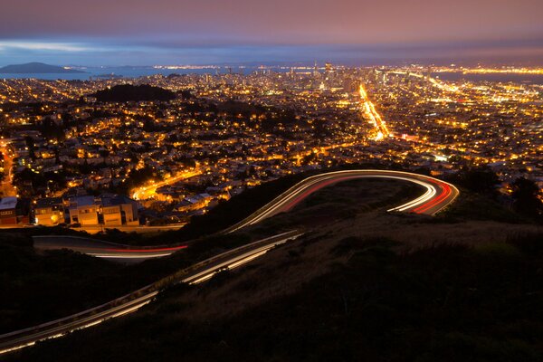 Vista a Volo d uccello della città di San Francisco tonalità dorata della città