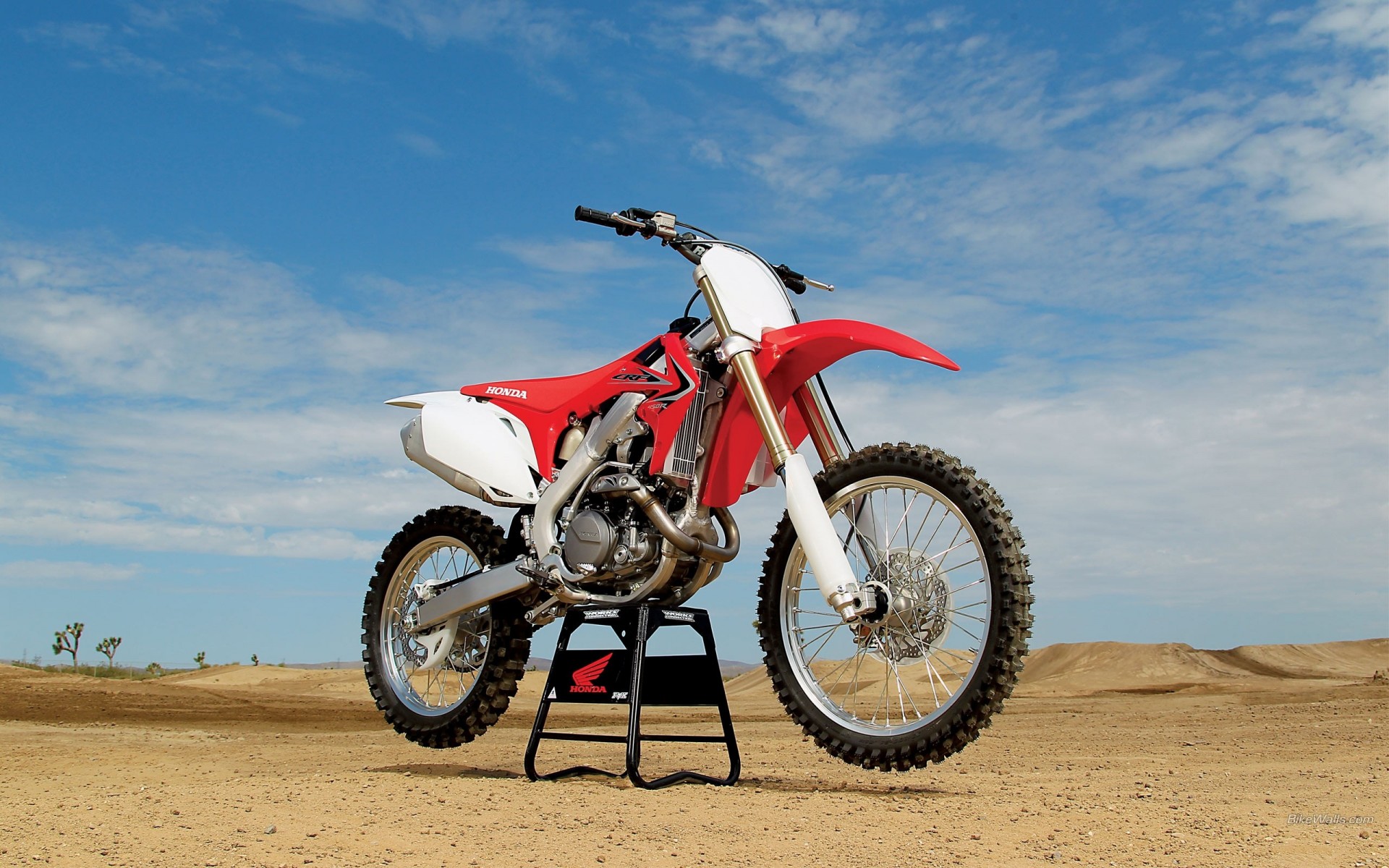 moto motos crf450r honda soviétique moto