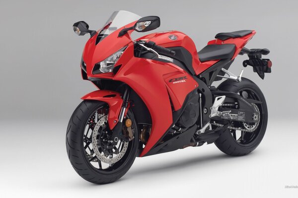Rouge sport moto CBR1000RR Honda