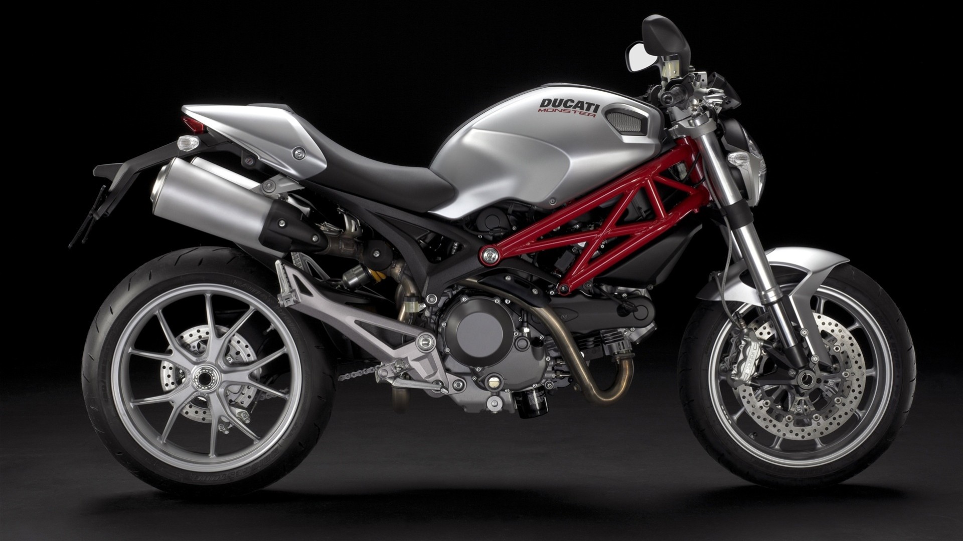 мотоцикл монстр ducati дукати