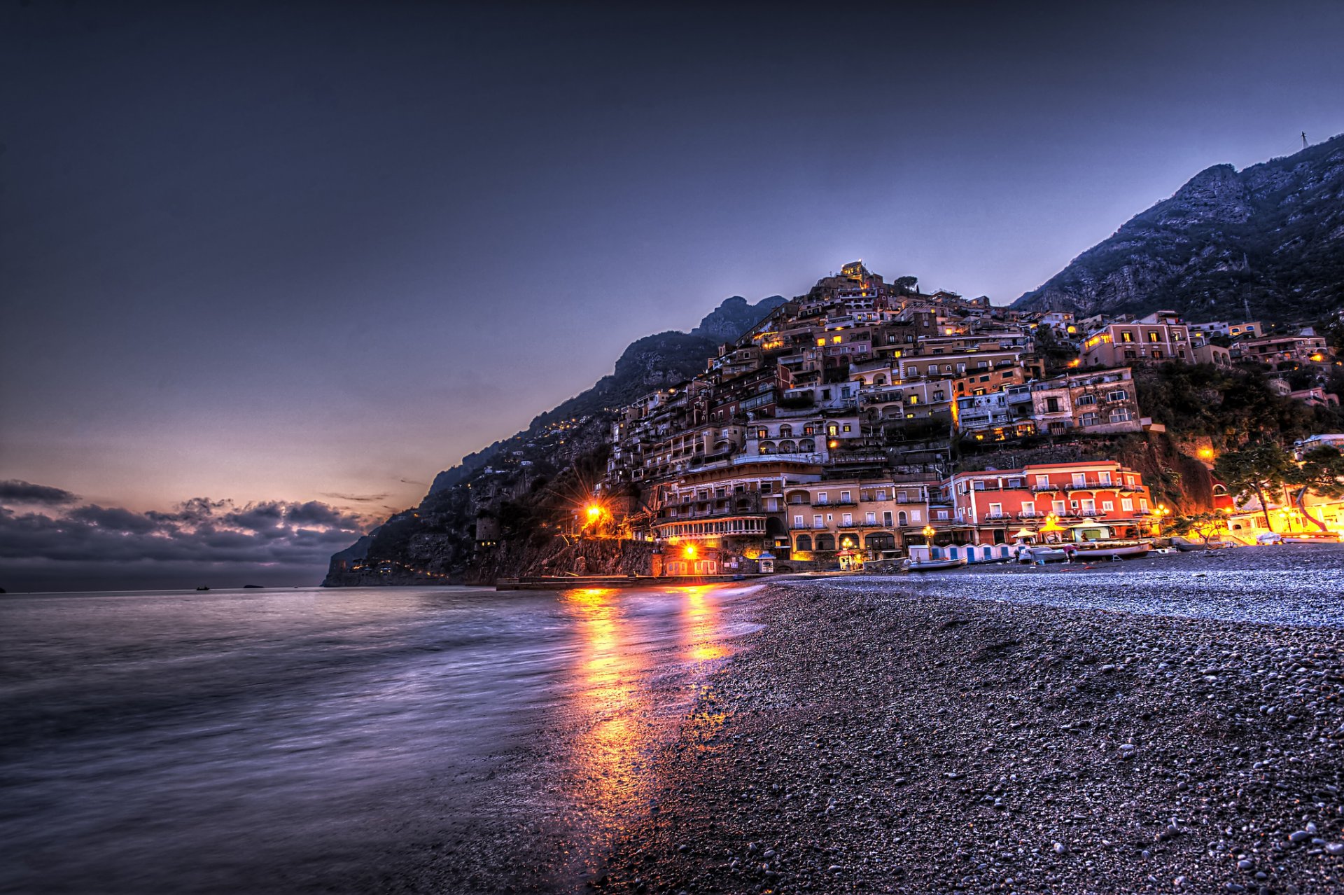 positano kampania on włochy hdr miasto wieczór góry domy