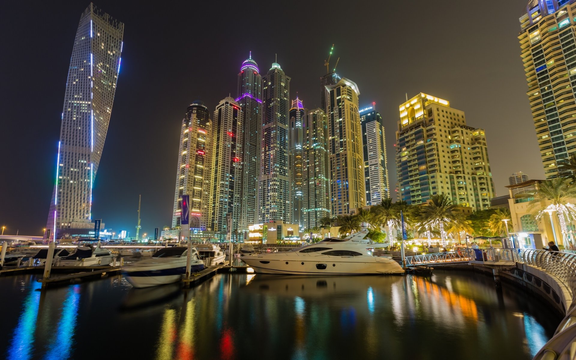 dubai marina dubai emirati arabi uniti baia moli città di notte lungomare costruzioni