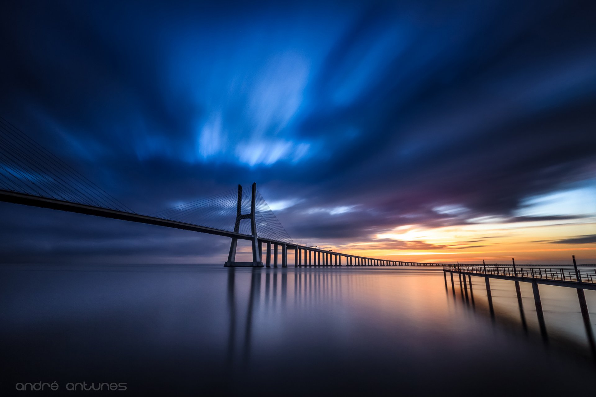 portugal ciudad lisboa río tajo tajo puente vasco da gama mañana extracto