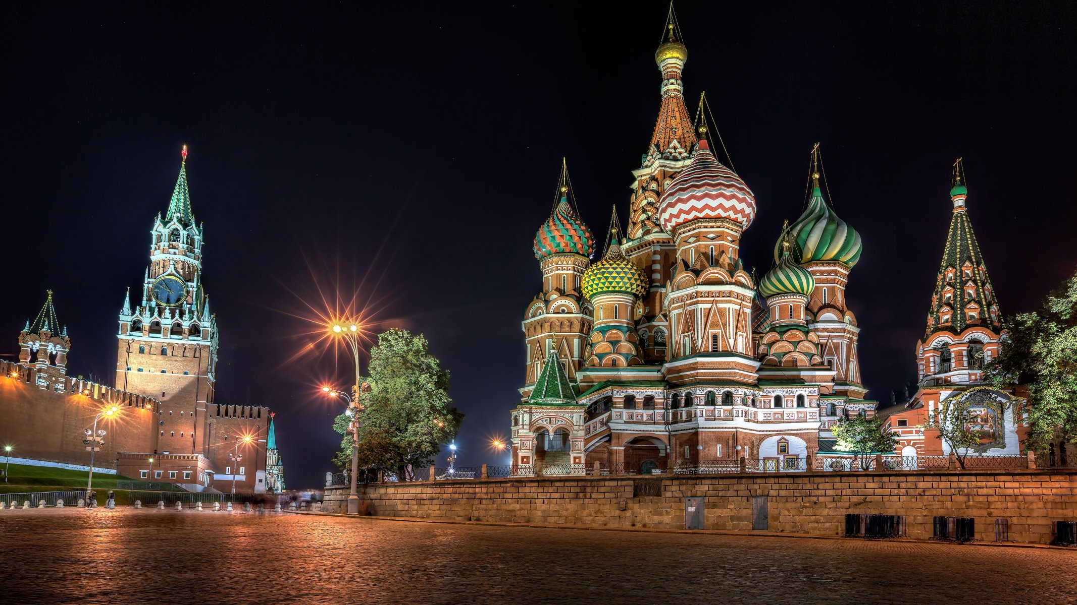 rusia rusia moscú plaza roja catedral de san basilio kremlin noche