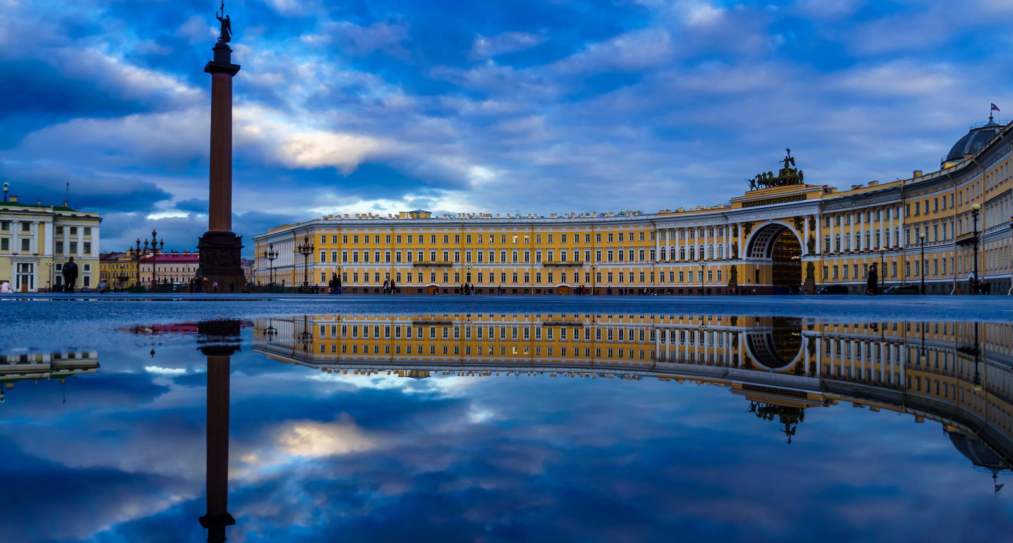 t. petersburg peter russia palace square