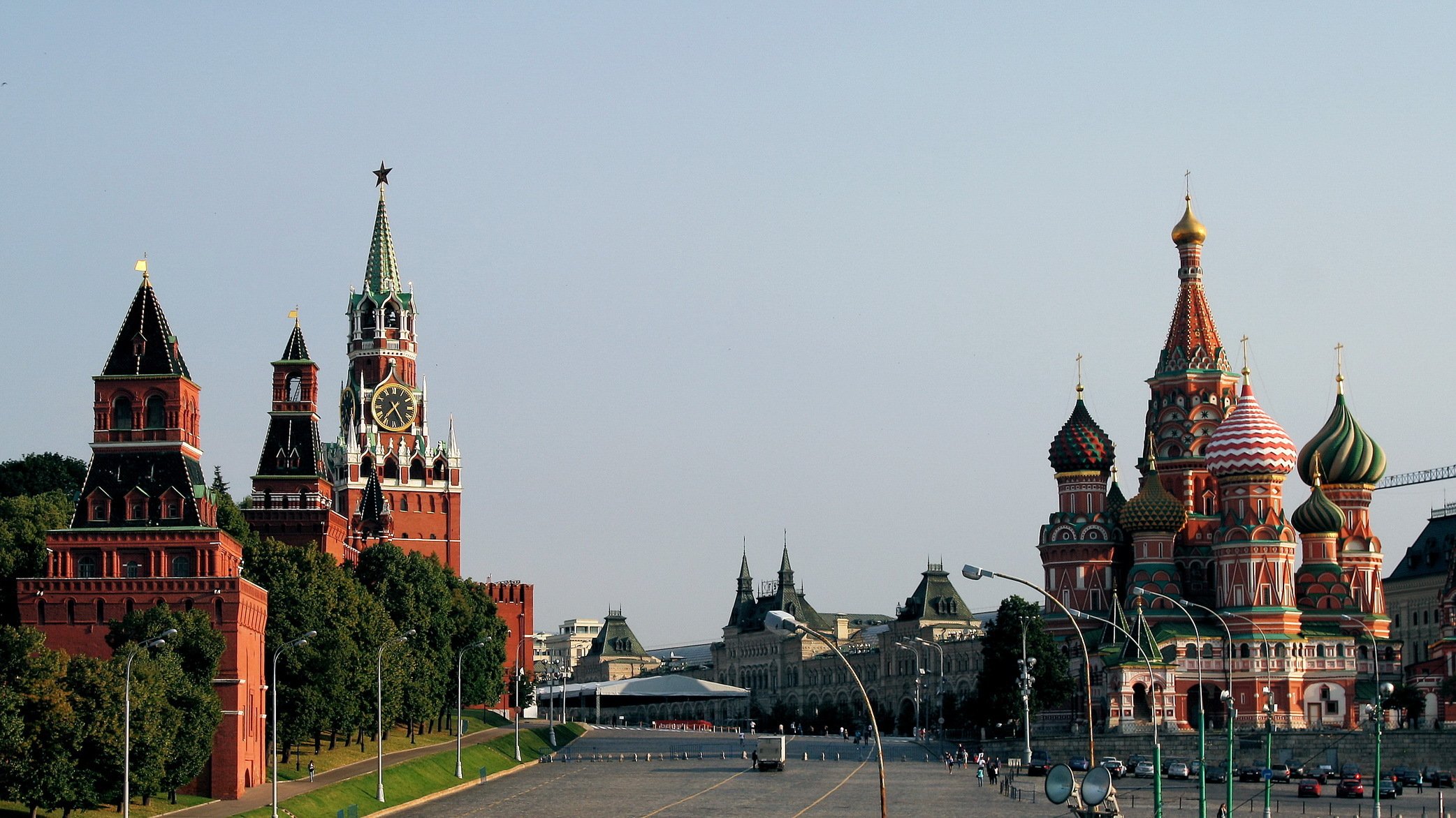 plaza roja moscú kremlin iglesia de san basilio catedral de pokrovsky descenso de vasilievsky plaza torre spasskaya gum rusia rus