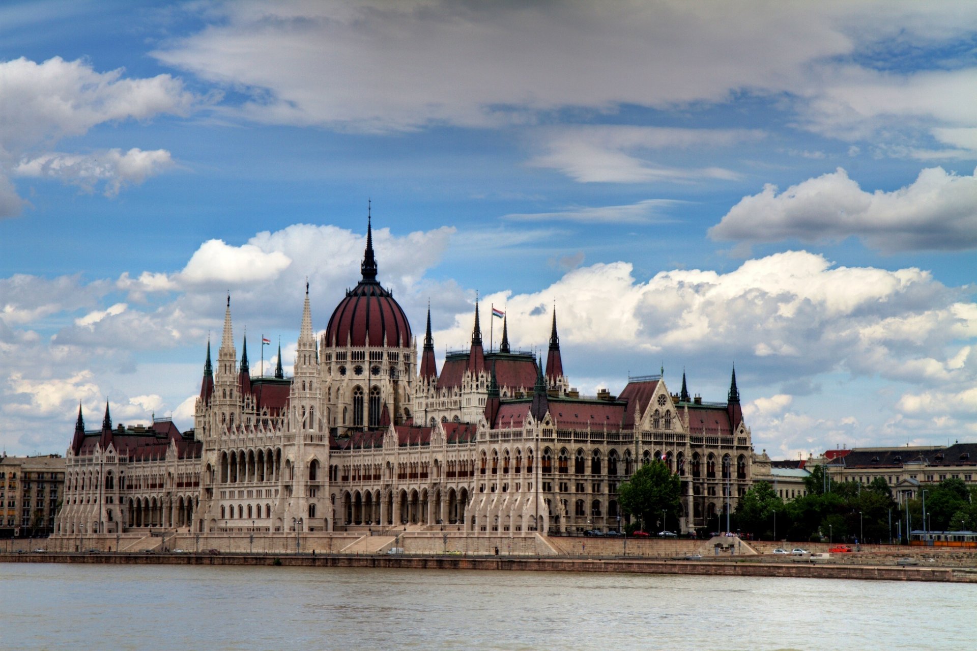 ungheria magyarország budapest città parlamento edificio cielo nuvole fiume danubio