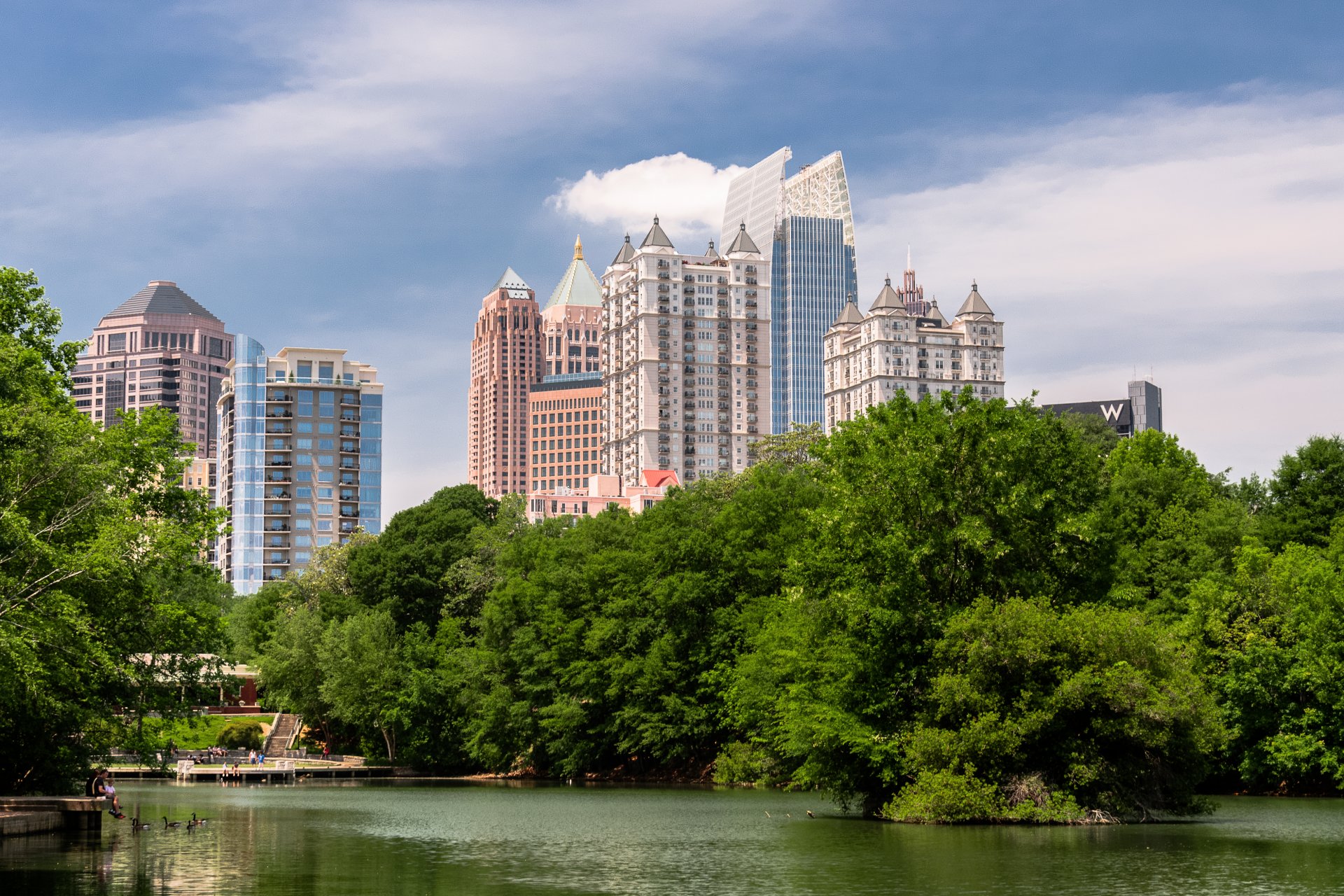 atlanta georgia stati uniti alberi lago piemonte parco midtown giordania