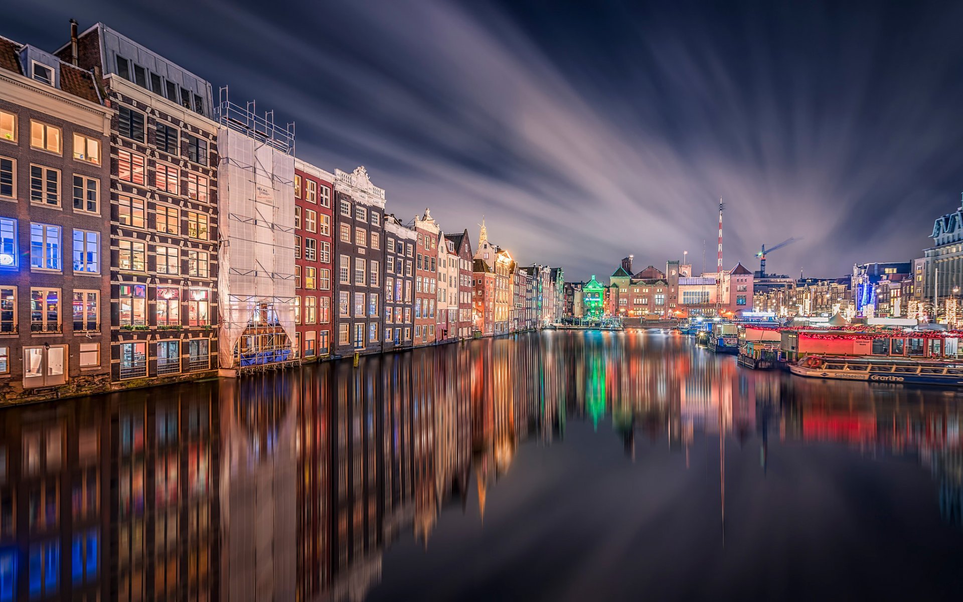 amsterdam estación central noche casa reflexión