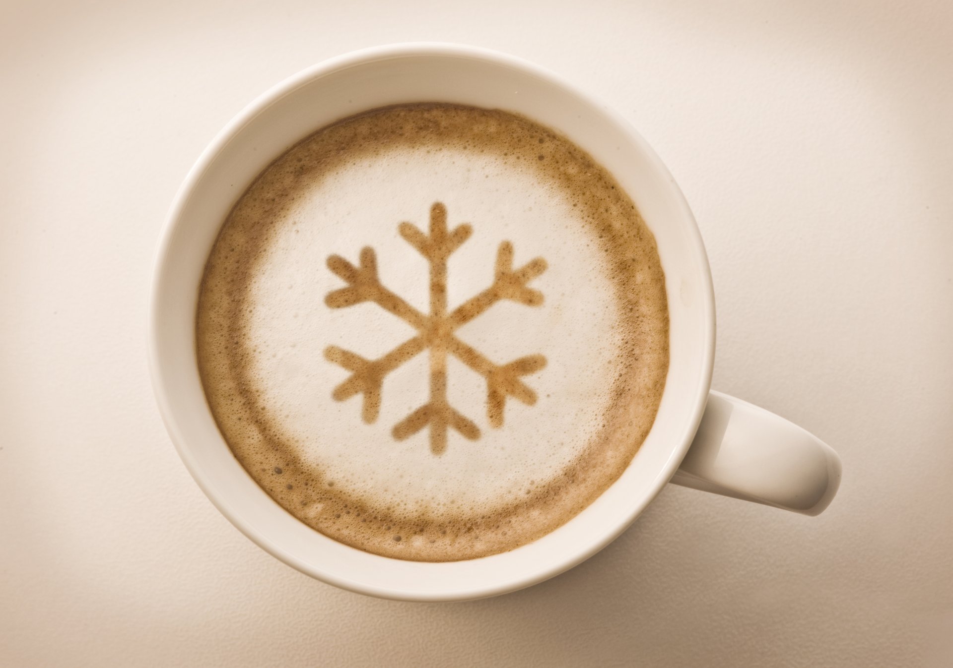 cappuccino snowflake foam coffee