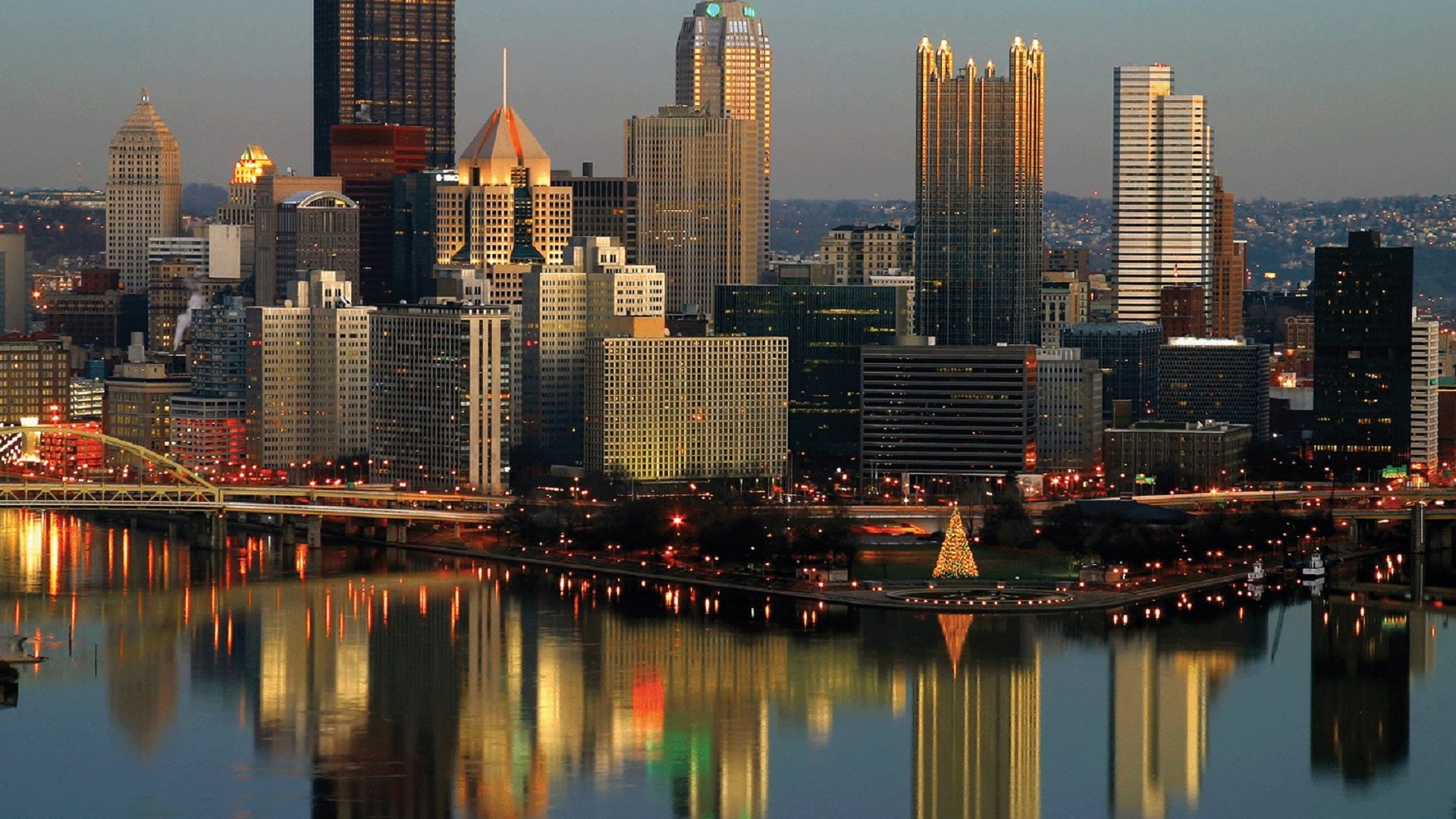 usa pennsylvania pittsburgh christmas and new year city